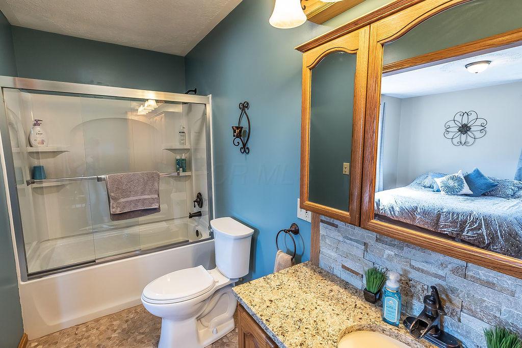 6881 Sharp Road Mount Vernon, OH 43050 - Photo 15 of 28 Gallery Image 15