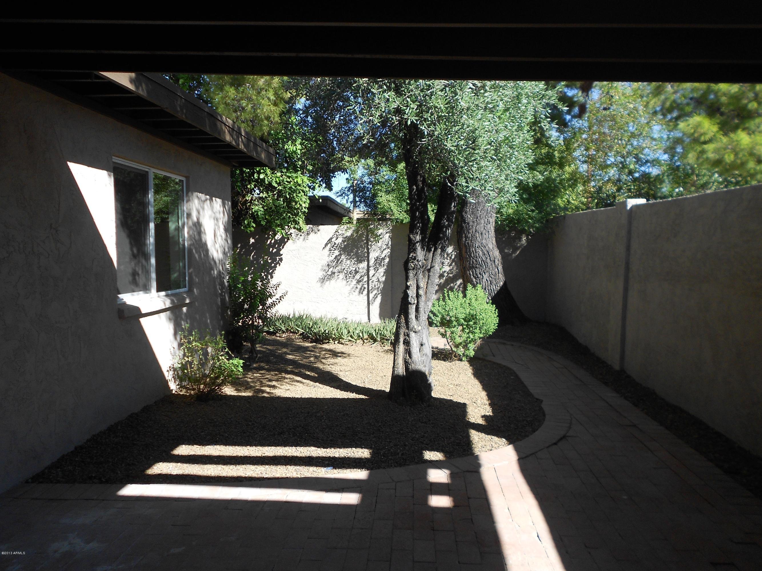 2906 South Price Road Tempe, AZ 85282 - Photo 16 of 25 DSCN8517