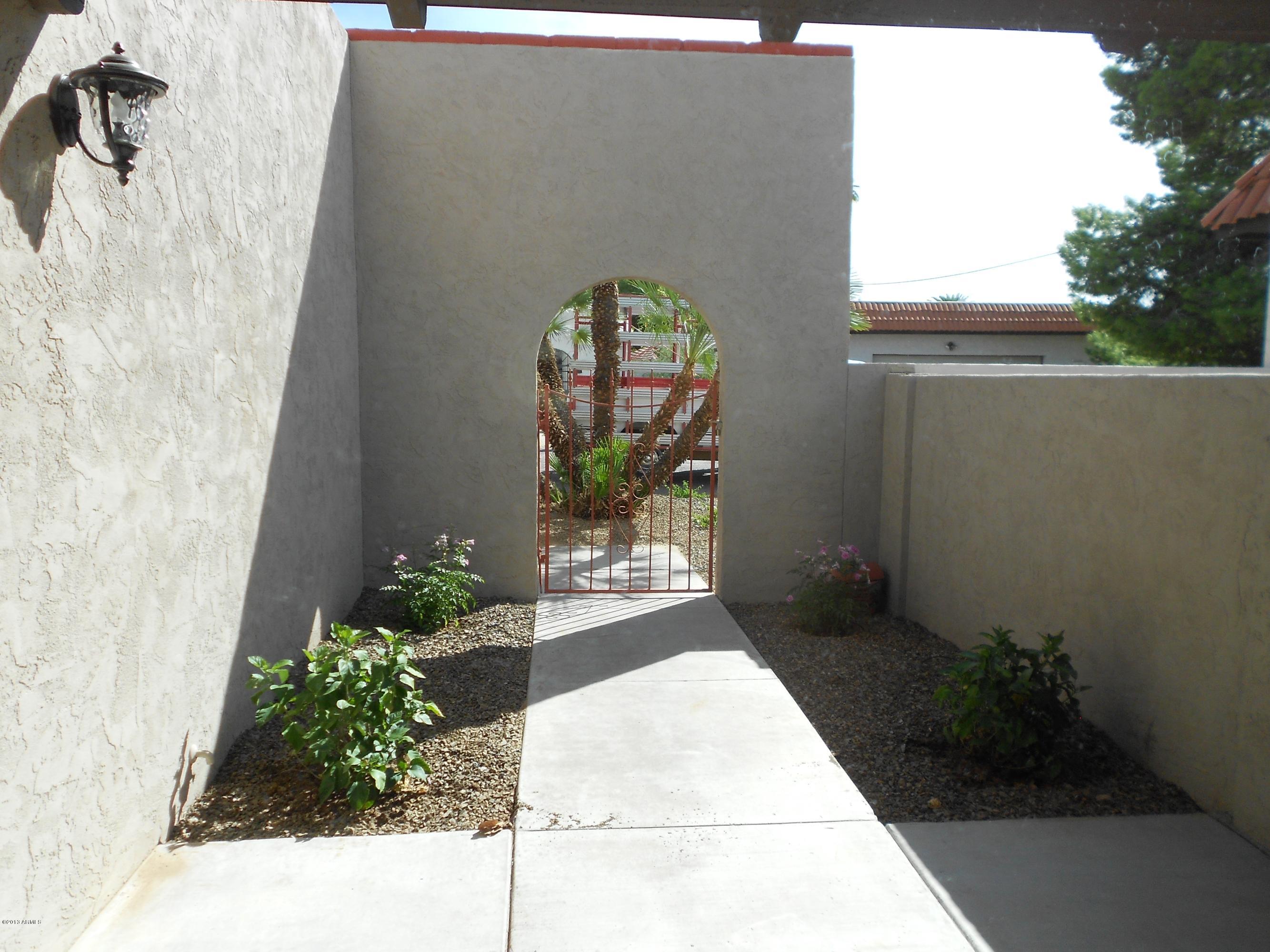 2906 South Price Road Tempe, AZ 85282 - Photo 21 of 25 DSCN8478
