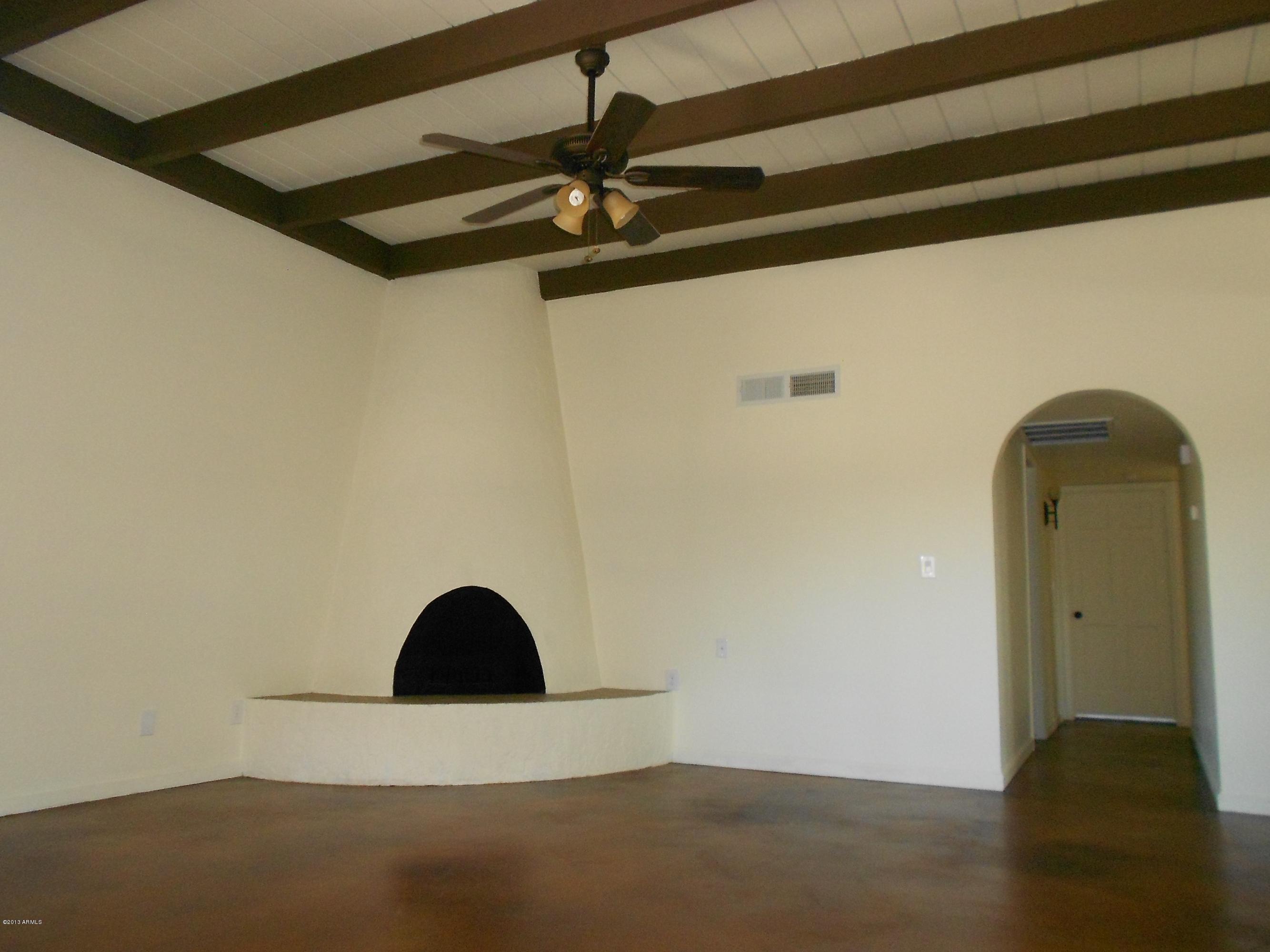 2906 South Price Road Tempe, AZ 85282 - Photo 3 of 25 DSCN8490