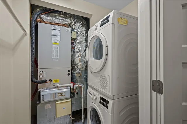 $795,000 | 423 Hope Street, Unit 1A, Bristol, RI 02809