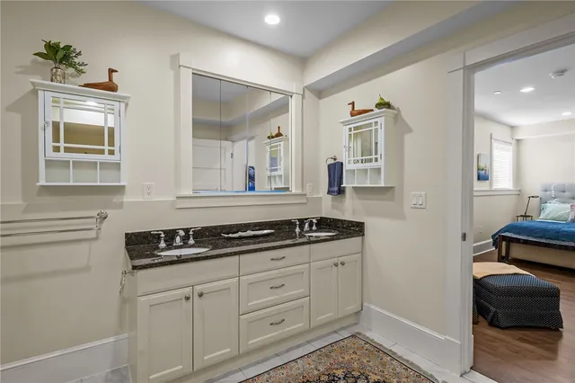 $795,000 | 423 Hope Street, Unit 1A, Bristol, RI 02809