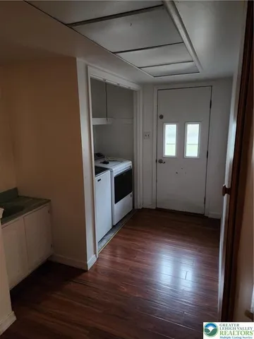 a view of a storage & utility room
