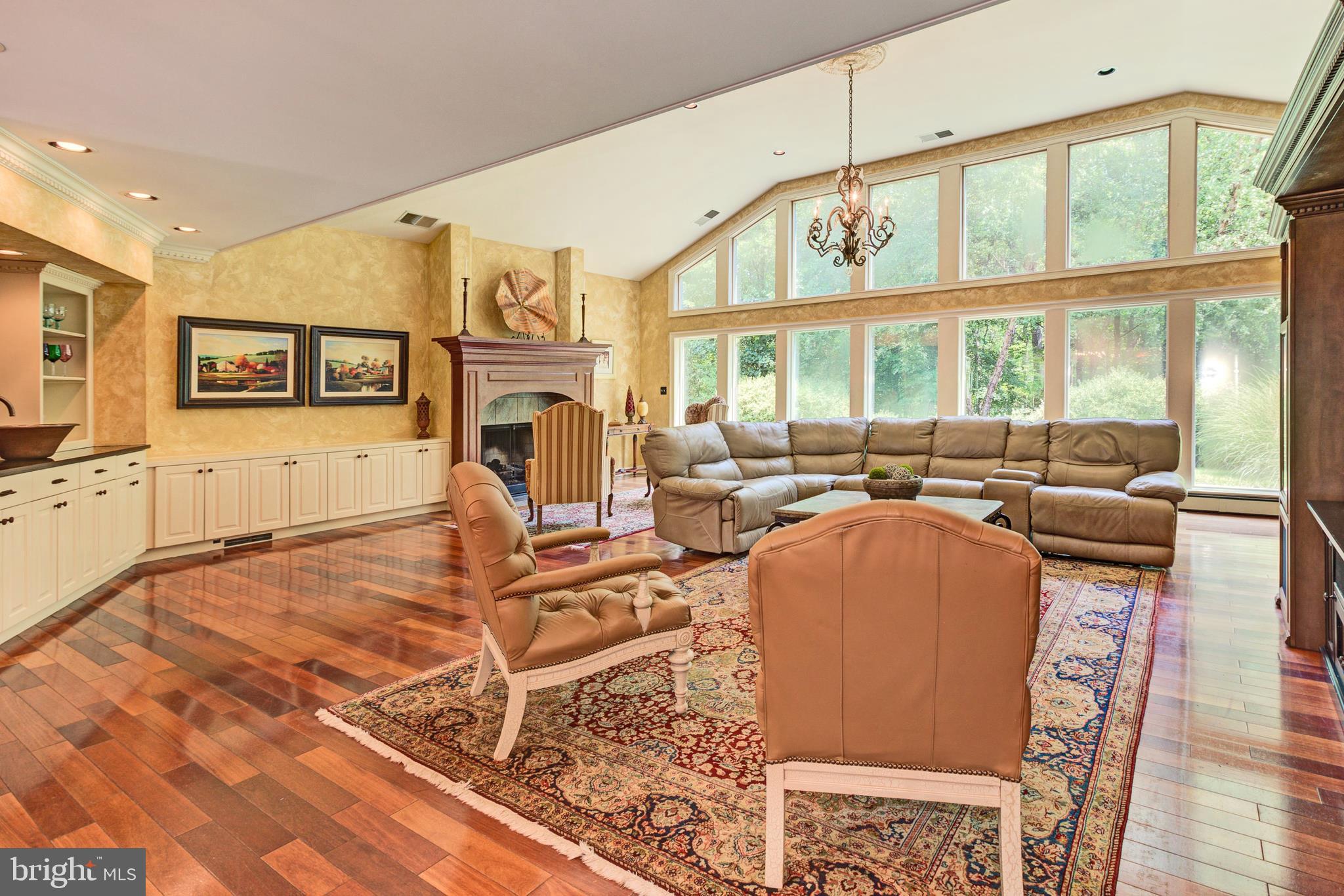 724 Clear Spring Road Great Falls, VA 22066 - Photo 12 of 57 Gallery Image 12