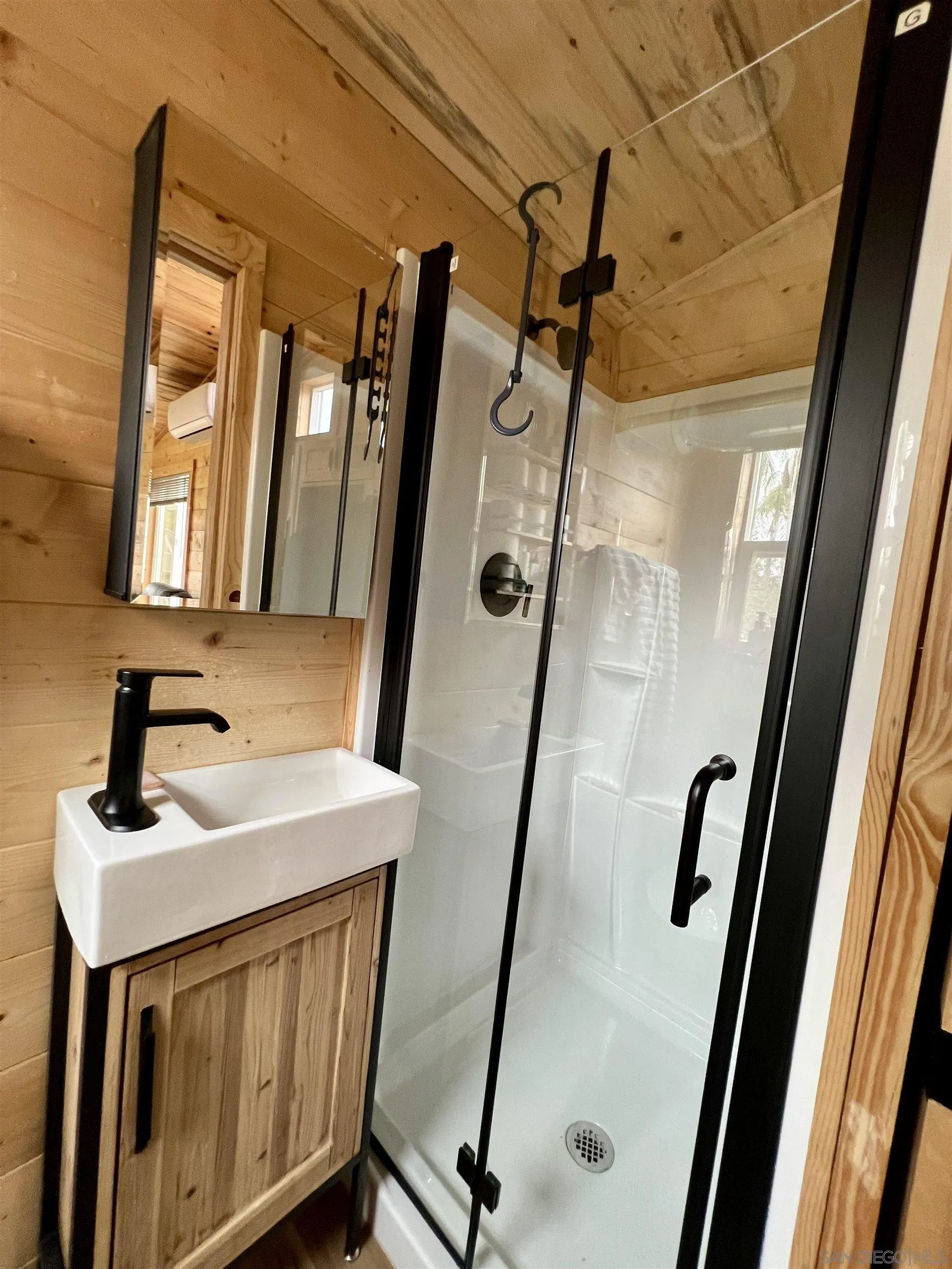3064 Live Oak Park Road Fallbrook, CA 92028 - Photo 73 of 74 Tiny home