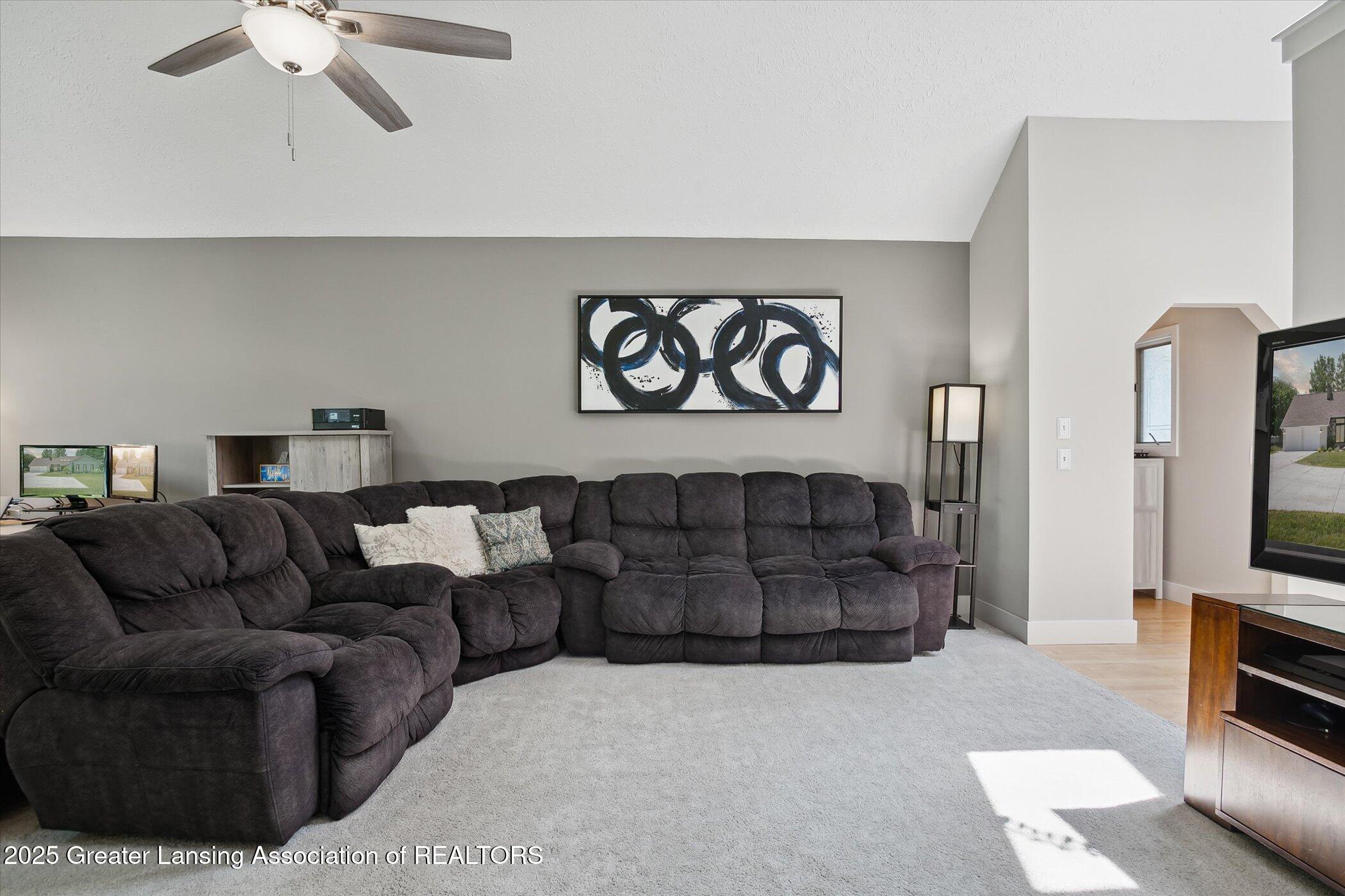 2605 College Road Holt, MI 48842 - Photo 18 of 50 Great Room