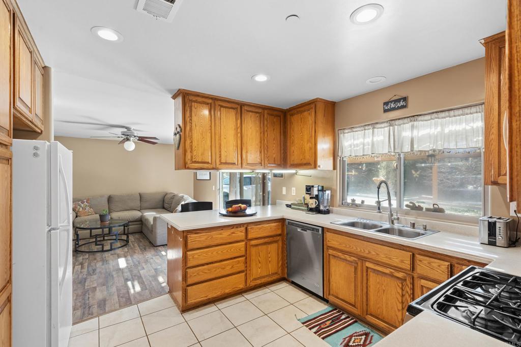 10619 Boulder Creek Road Descanso, CA 91916 - Photo 8 of 42