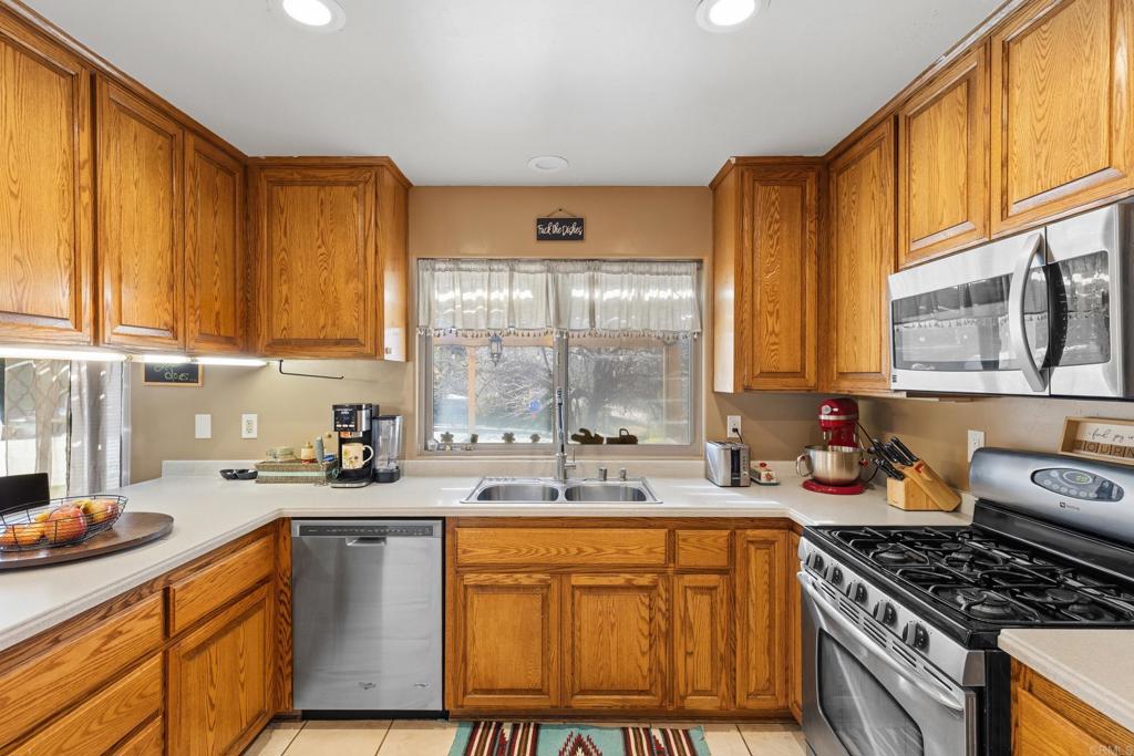 10619 Boulder Creek Road Descanso, CA 91916 - Photo 9 of 42