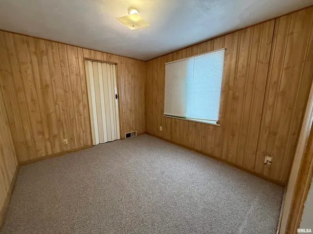 $54,900 | 3119 North Western Avenue, Peoria, IL 61604