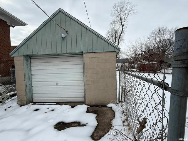 $54,900 | 3119 North Western Avenue, Peoria, IL 61604