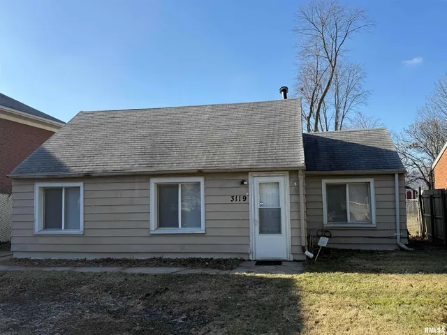 $54,900 | 3119 North Western Avenue, Peoria, IL 61604