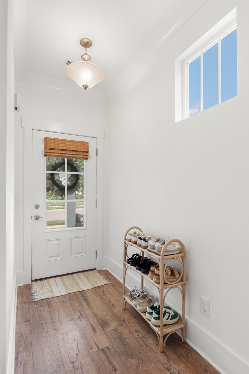 6043 Gracious Drive Franklin, TN 37064 - Photo 8 of 49 a room with furniture and a window