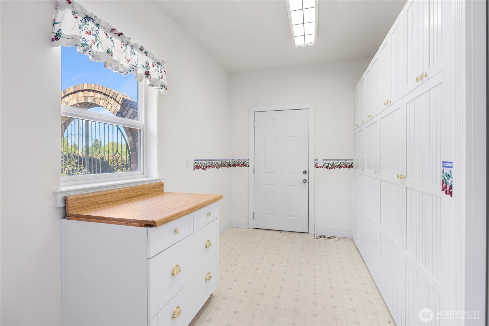 17032 Dunbar Road Mount Vernon, WA 98273 - Photo 18 of 40