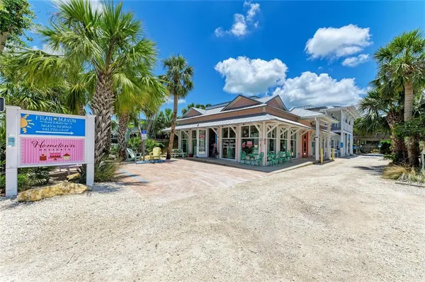 $369,000 | 2015 22nd Street West, Bradenton, FL 34205