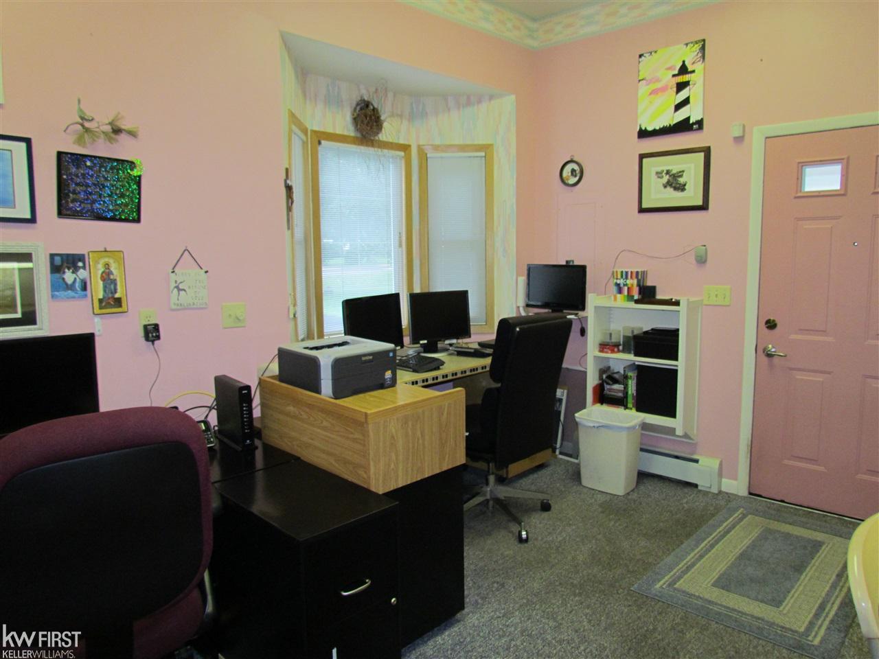 5495 East Potter Road Flint, MI 48506 - Photo 13 of 23 21504092-12.JPG