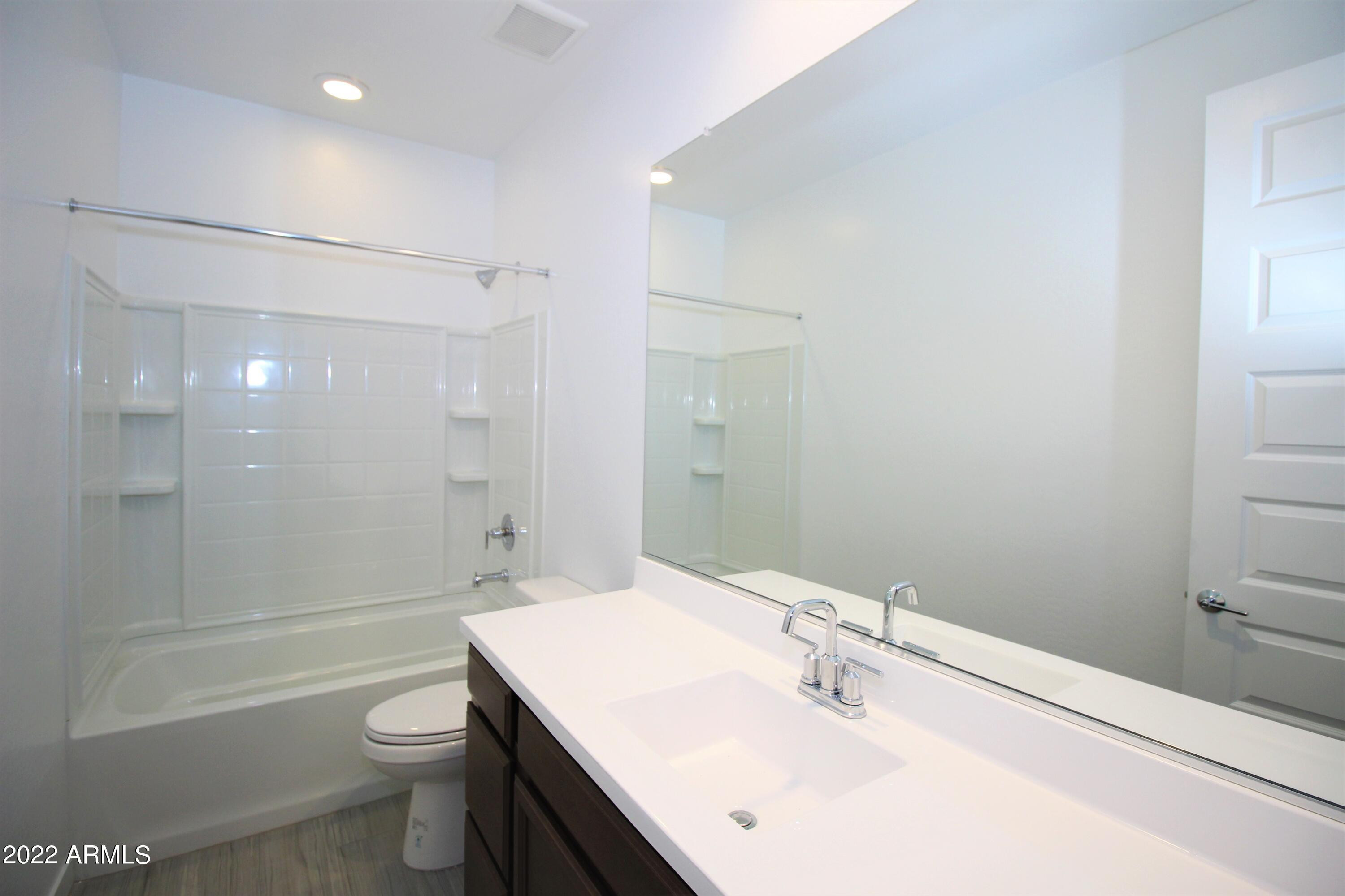 9241 West Roma Avenue Phoenix, AZ 85037 - Photo 19 of 23 Photo #19