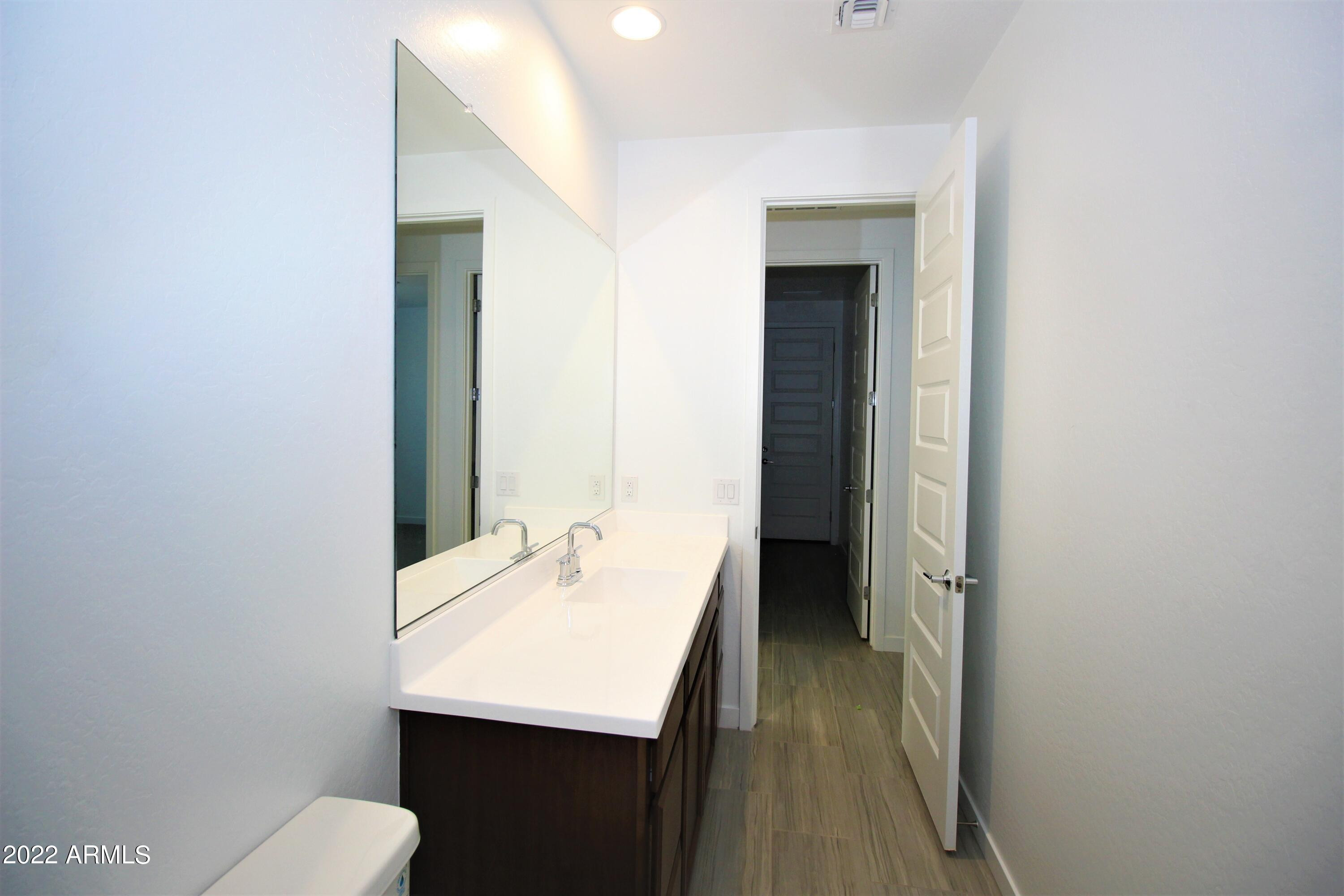9241 West Roma Avenue Phoenix, AZ 85037 - Photo 20 of 23 Photo #20