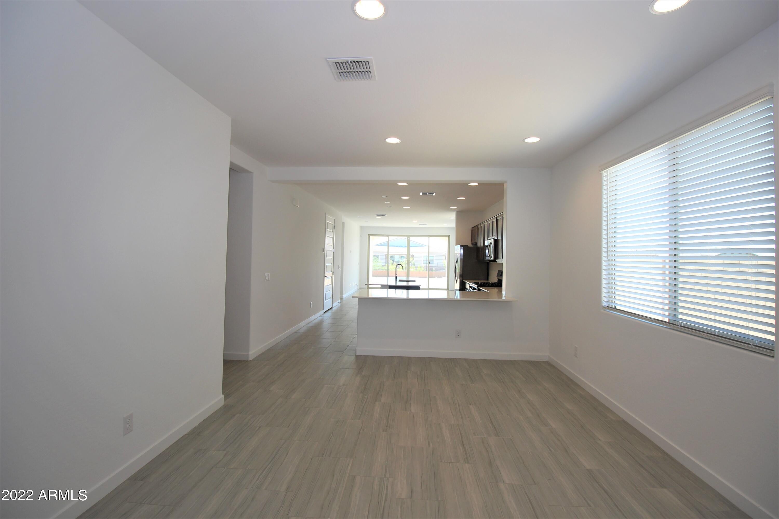9241 West Roma Avenue Phoenix, AZ 85037 - Photo 8 of 23 Photo #8
