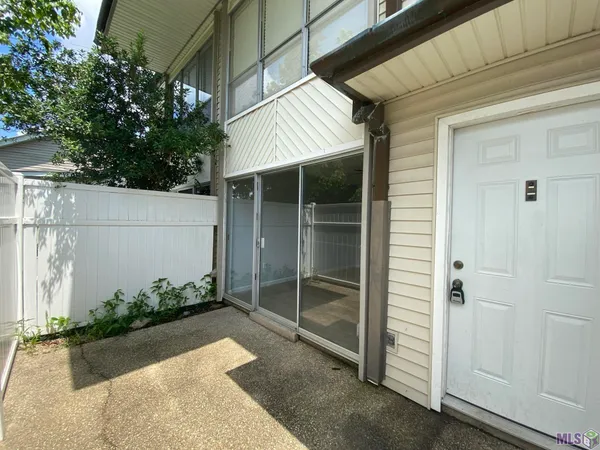 $900 | 454 West Parker Boulevard, Unit B9, Baton Rouge, LA 70808