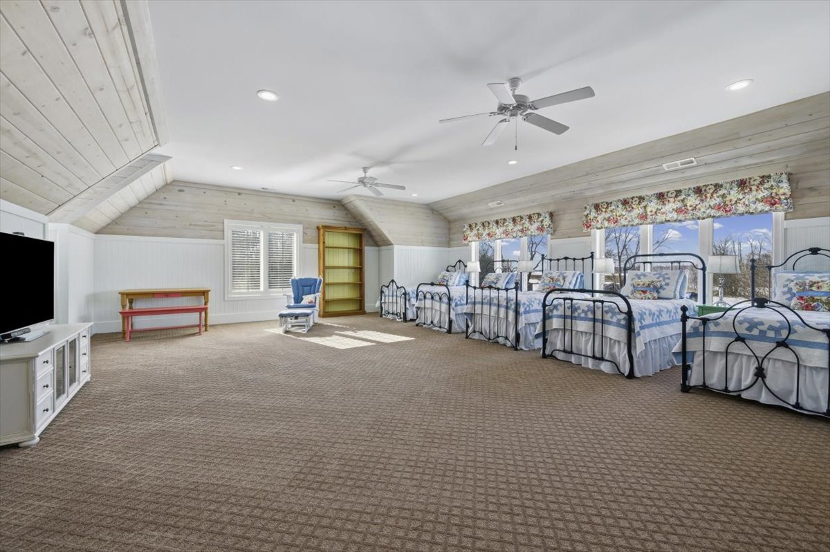 38778 North Ackerman Road Antioch, IL 60002 - Photo 44 of 93