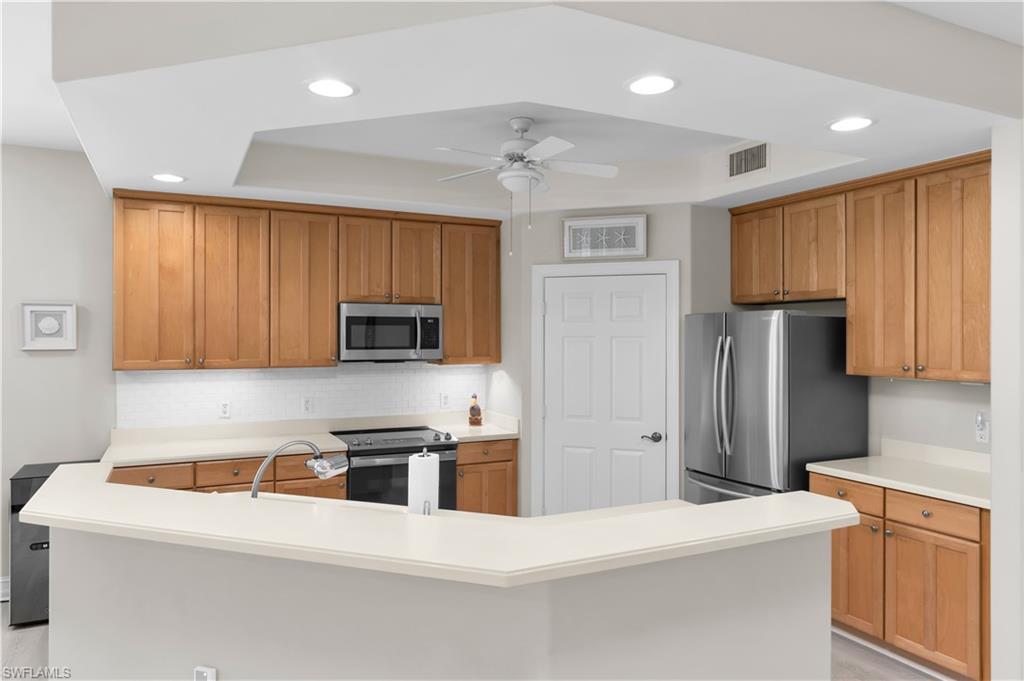 1273 Rialto Way, Unit 102 Naples, FL 34114 - Photo 15 of 34