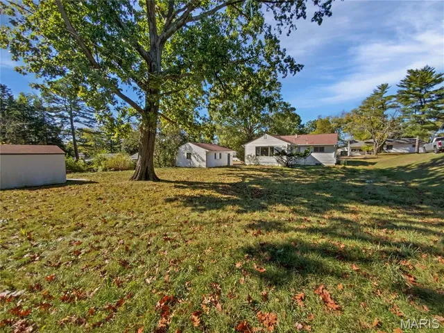 $278,000 | 120 Birchwood Drive, Ballwin, MO 63011