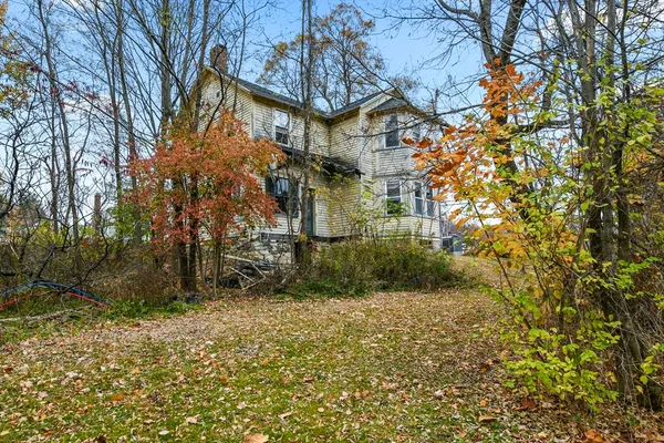 $215,000 | 1 Pittsfield Road, Lenox, MA 01240