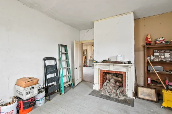 $215,000 | 1 Pittsfield Road, Lenox, MA 01240