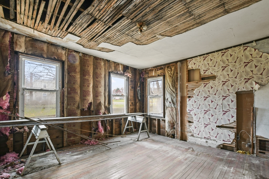 1 Pittsfield Road Lenox, MA 01240 - Photo 9 of 23