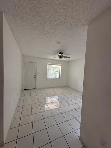 $1,850 | 6040 Shaker Wood Circle, Unit 205, Tamarac, FL 33319