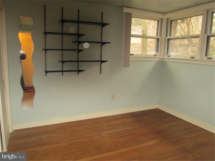 1813 Holly Road Reading, PA 19602 - Photo 18 of 25
