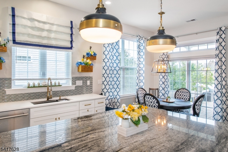 32 Gordon Way Flanders, NJ 07836 - Photo 12 of 40