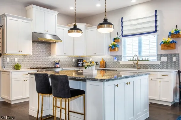 $850,000 | 32 Gordon Way, Flanders, NJ 07836