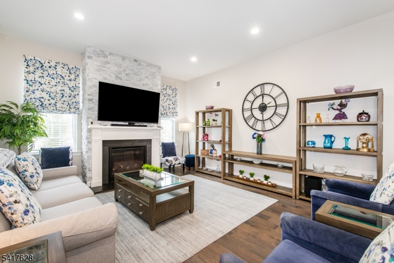 32 Gordon Way Flanders, NJ 07836 - Photo 21 of 40