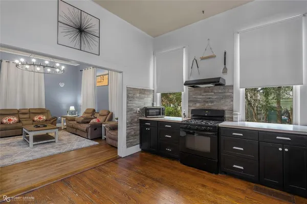 $225,000 | 2011 Highland Avenue, Shreveport, LA 71104