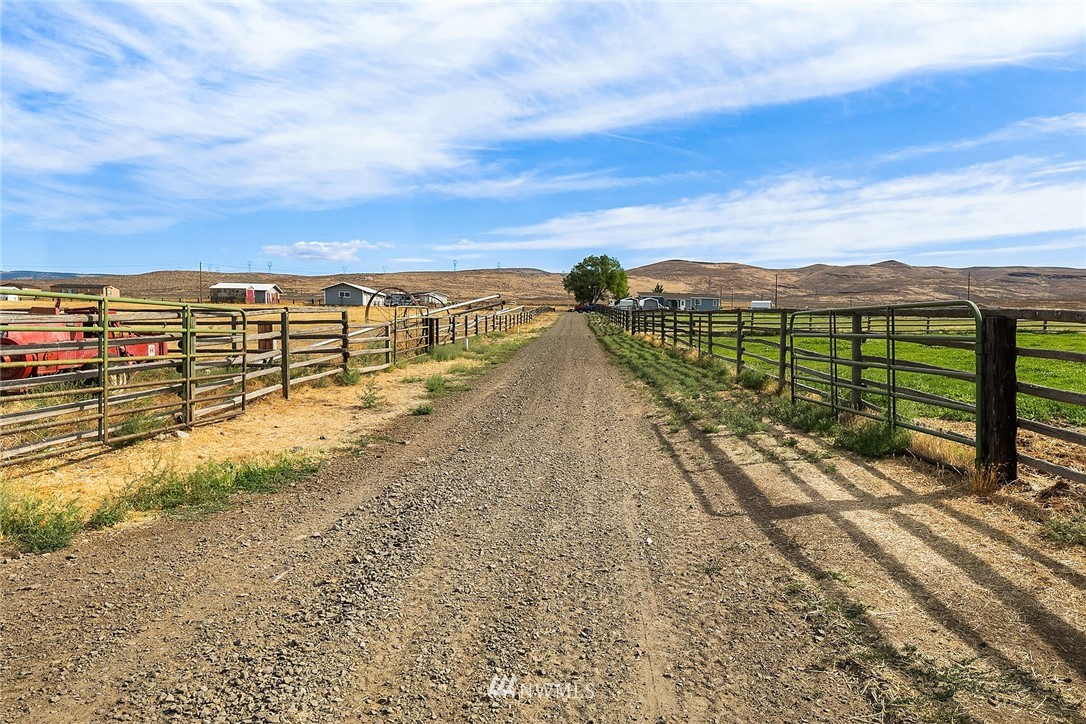 780 Sunset Road Ellensburg, WA 98926 - Photo 2 of 33 Gallery Image 2
