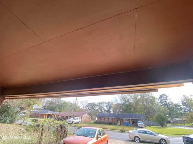 $110,000 | 116 Oak Hill Drive, Natchez, MS 39120