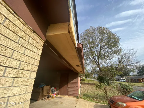 $110,000 | 116 Oak Hill Drive, Natchez, MS 39120