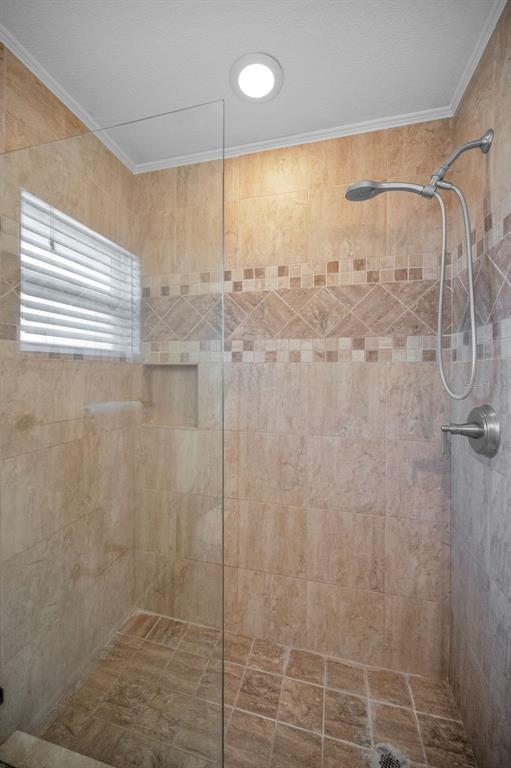 2949 Glenpark Road Palm Harbor, FL 34683 - Photo 39 of 60 a bathroom with a shower