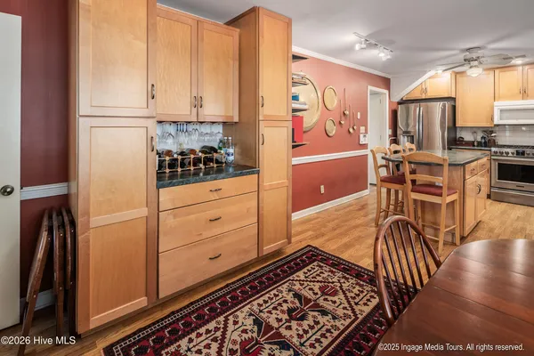 $299,900 | 200 Fox Hvn Drive, Greenville, NC 27858