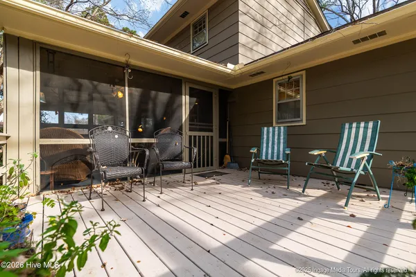 $299,900 | 200 Fox Hvn Drive, Greenville, NC 27858