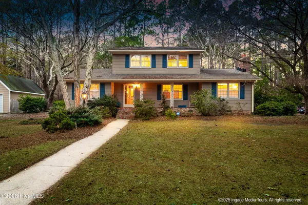 $299,900 | 200 Fox Hvn Drive, Greenville, NC 27858