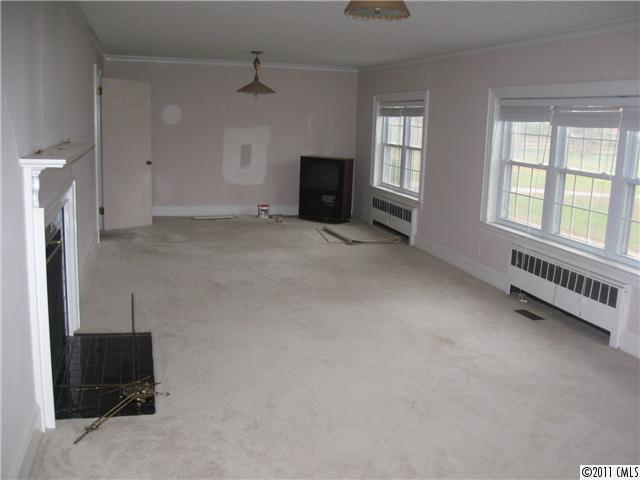 1462 East Albemarle Road Midland, NC 28107 - Photo 3 of 5