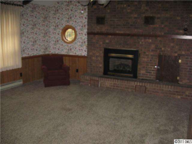 1462 East Albemarle Road Midland, NC 28107 - Photo 4 of 5