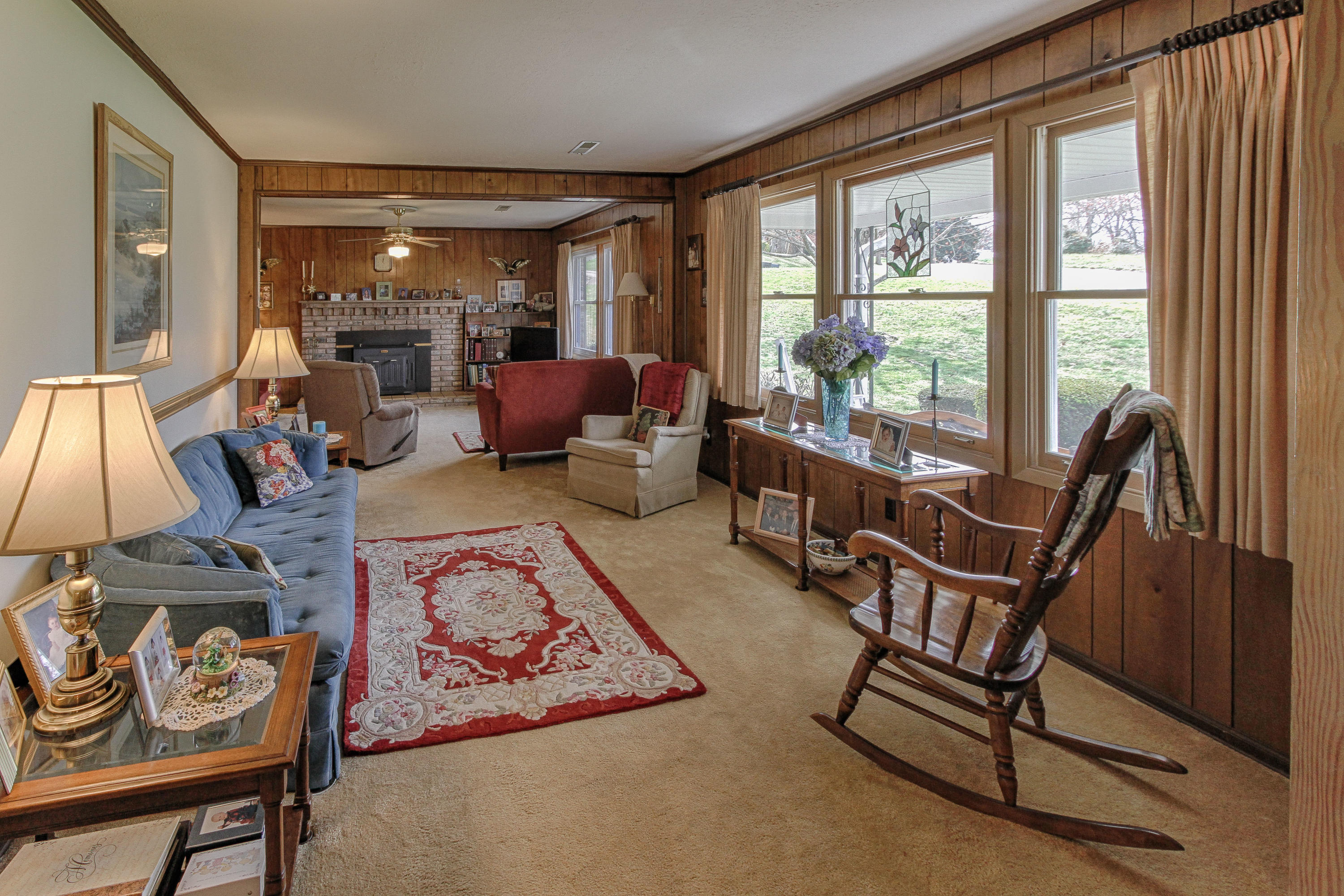 3700 Frostwood Road Knoxville, TN 37921 - Photo 4 of 23 Living Room