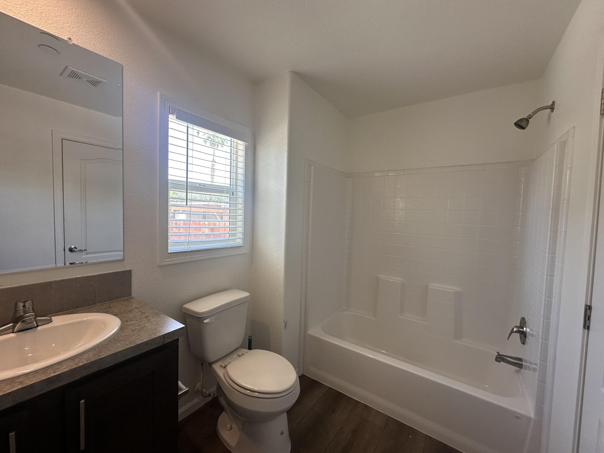 51555 Monroe Street, Unit 24 Indio, CA 92201 - Photo 8 of 16 IMG_3176