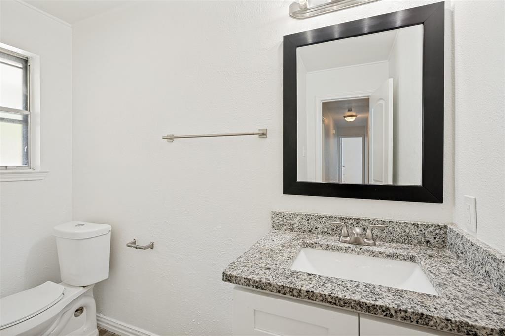 706 Goodyear Street Irving, TX 75062 - Photo 22 of 24