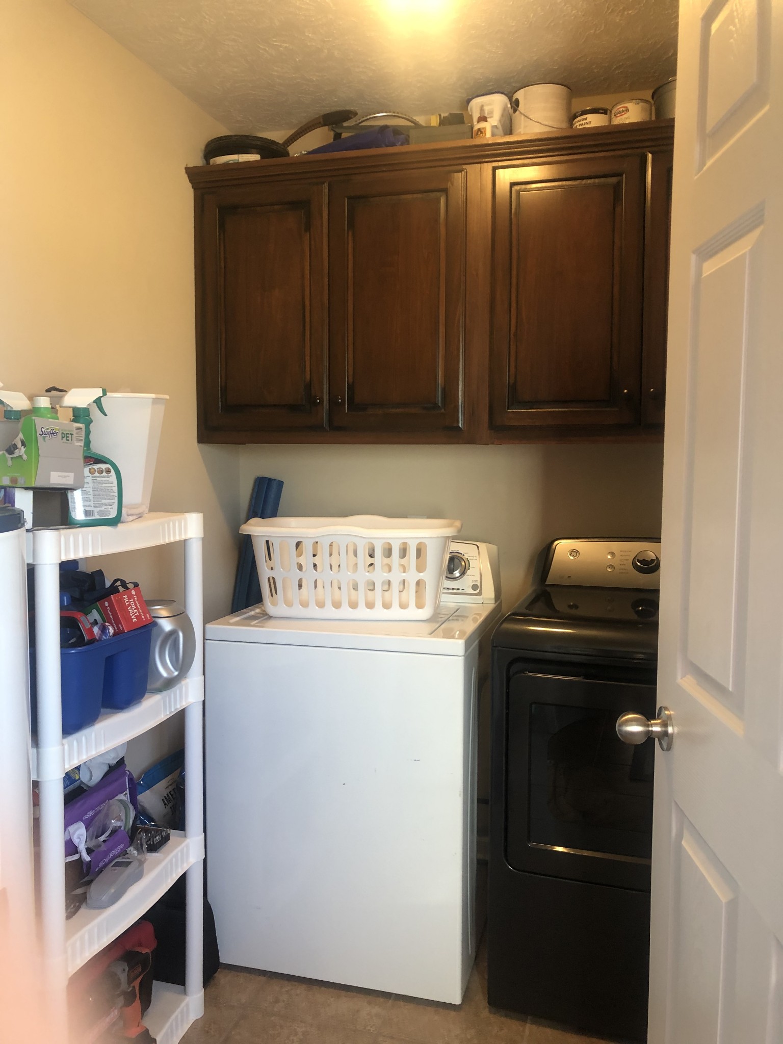 1895 Days Road Lafayette, TN 37083 - Photo 12 of 13 a utility room with dryer and washer