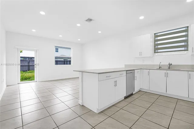 $4,500 | 12735 Southwest 211th Street, Unit 12735, Miami, FL 33177