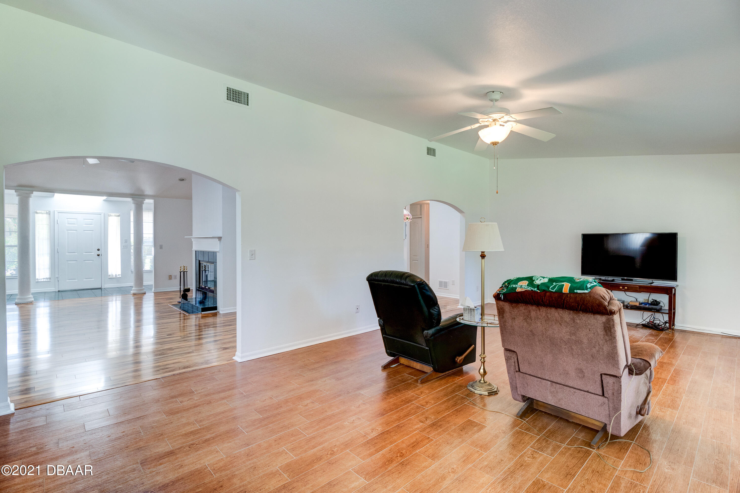 2 Hunt Master Court Ormond Beach, FL 32174 - Photo 10 of 31 a living room with furniture and a flat screen tv